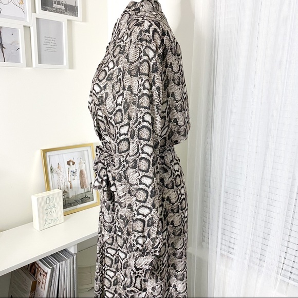 Good American The Sheer Snake Skin Maxi Robe US 0 - Picture 8 of 13